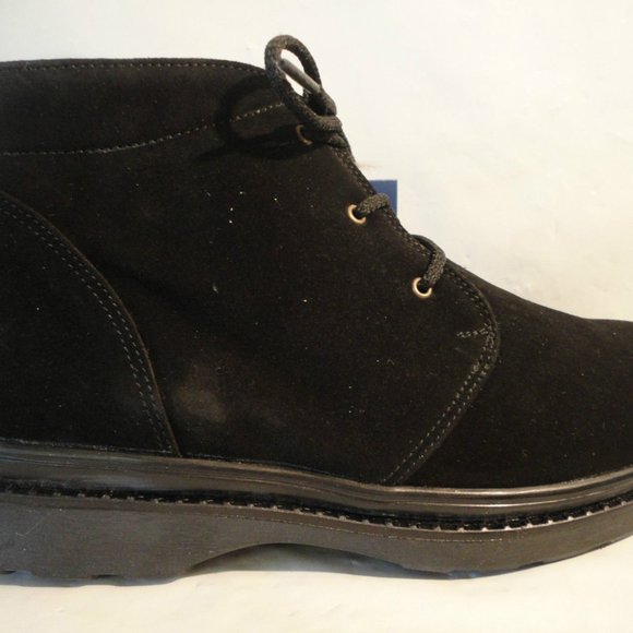 NIB Pajar Max Black Suede Sheepskin Lined Ankle Boots Men\'s 7 EE Extra Wide main image 5